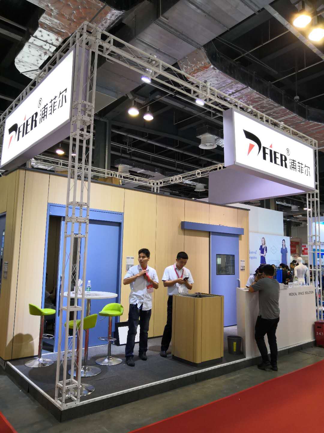 上海醫(yī)用門展會04